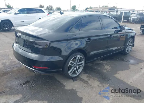 2017 Audi A3 2.0T Premium z USA, uszkodzony, nr VIN WAUB8GFF1H1068459